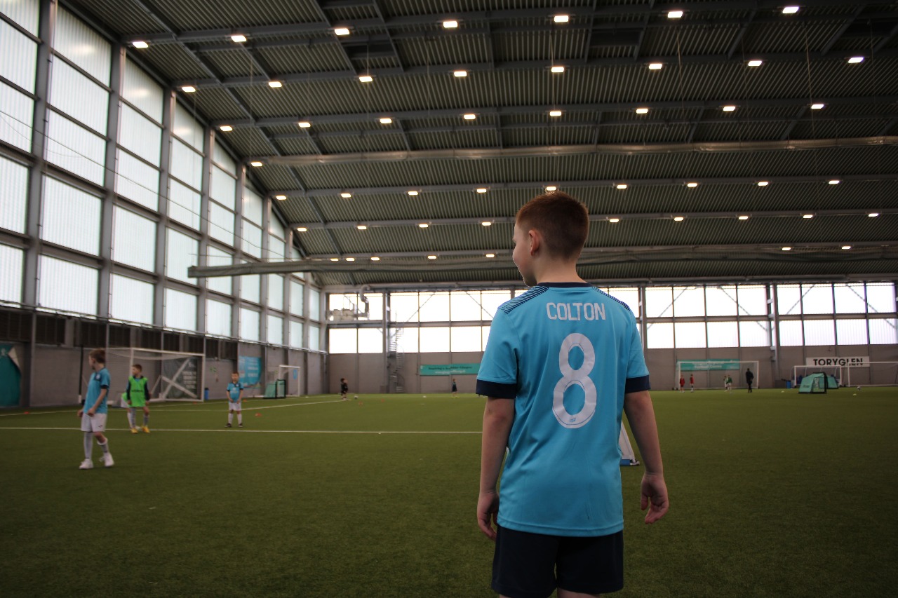 Kids showing leadership